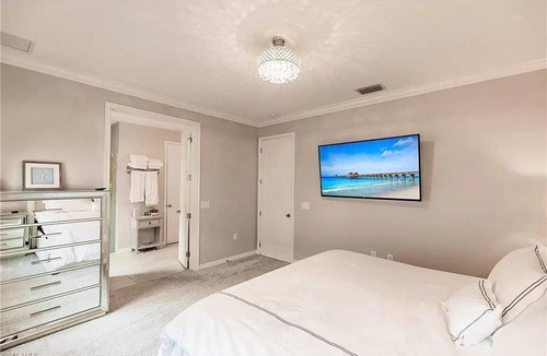 Naples House | 195 m² House ∙ 3 bedrooms ∙ 6 guests