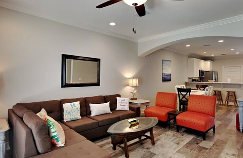 Sunset Pass House | 195 m² House ∙ 3 bedrooms ∙ 8 guests