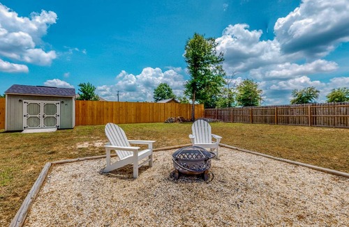 Crestview House | 195 m² House ∙ 4 bedrooms ∙ 9 guests