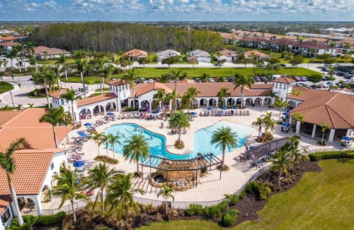 Arborwood Condo | 196 m² Condo ∙ 3 bedrooms ∙ 6 guests
