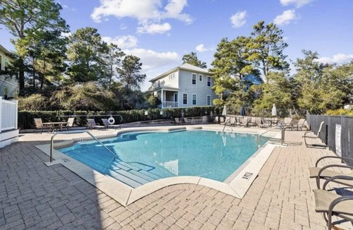 Lakeside at Blue Mountain Beach House | 196 m² House ∙ 3 bedrooms ∙ 10 guests