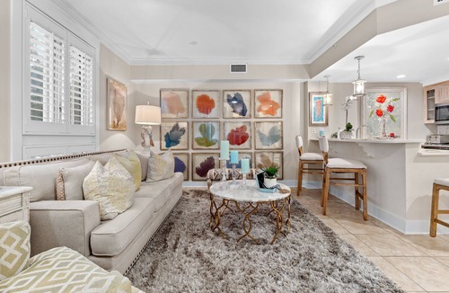 Baytowne Wharf Condo | 1BR Condo at Baytowne Wharf! GOLF CART to Beach, Tropical Pool, Hot Tub, Tram
