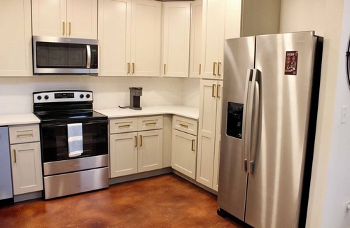 Starkville Condo | 1BR Condo Close to MSU — Perfect for Game Weekends