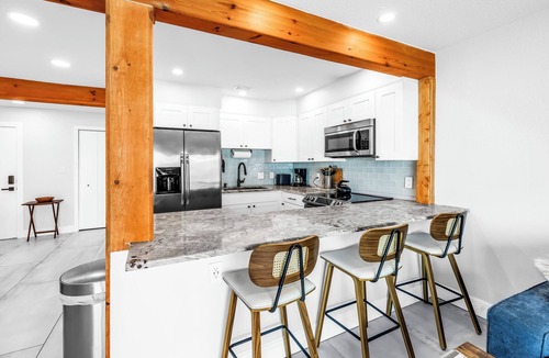 Bayview Condo | 1BR Waterfront Condo + Private Beach + Heated Pools + Stylish Remodel in St Pete