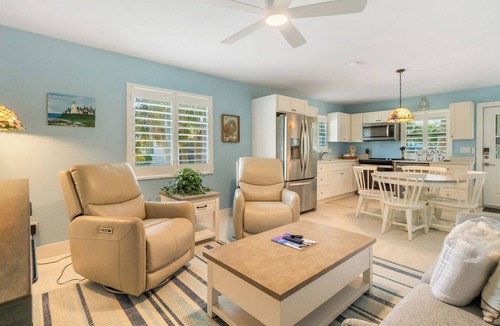 Sanibel Cottage | 2 bedroom, 2 bath cottage at Sanibel Shores PET FRIENDLY