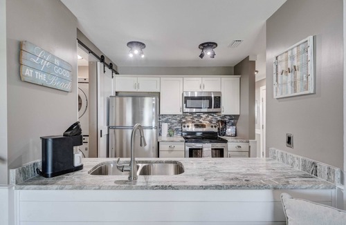 Lower Grand Lagoon Condo | 2-bedroom condo in adorable Panama City Beach, on the lagoon, with WiFi, AC