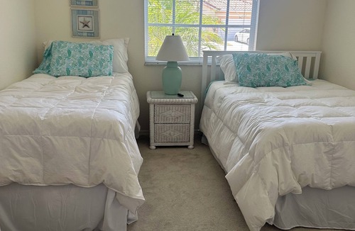 Burnt Store Marina Condo | 2-bedroom condo in terrific Punta Gorda- AC, WiFi marina Cass Cay Restaurant.