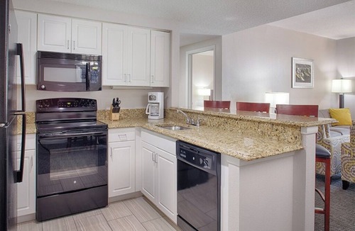 Daytona Beach Condo | 2 Bedroom Deluxe Condo w/Kitchen, Sleeps 8, on Daytona Beach, Ocean Walk Resort