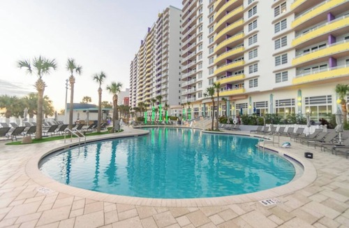 Daytona Beach Condo | 2 Bedroom Deluxe Condo, Kitchen, Sleeps 8, on Daytona Beach, Ocean Walk Resort!