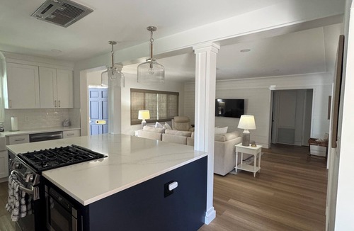 Disston Heights House | 2-bedroom house in tranquil St. Petersburg with cool AC in a non floodzone