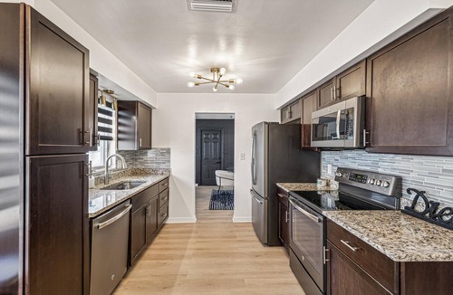 Disston Heights House | 2 Bedroom Modern Home w/large fenced yard near Mall and Beaches.