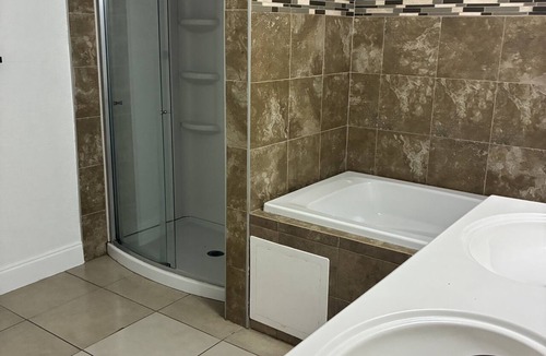 Coquina Key Hotel | 2 Bedrooms, 1 Full Bath Home
