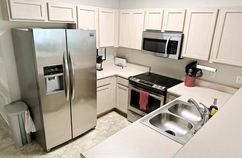 Pensacola House | 2 BR Cozy home close to NAS, West Pensacola & Perdido Key