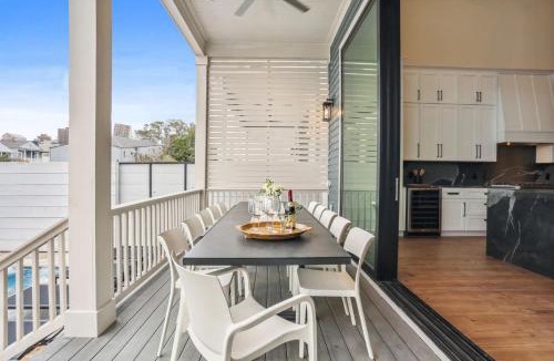 Faubourg Lafayette House | 2 Designer Homes 14 Bedrooms Walk to St Charles