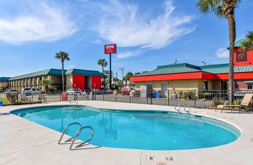 Lake Park Apartment | 2 Full Bed | Accessible