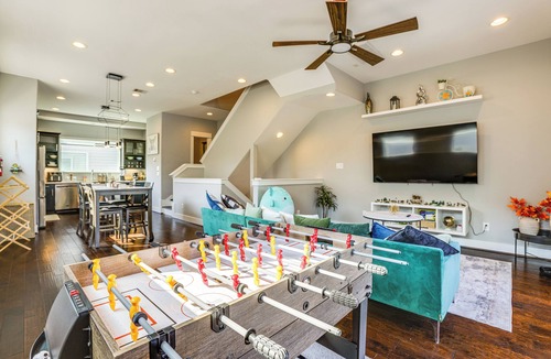 Northside Cottage | 2 Mi to Dtwn: Modern Houston Home w/Private Patio