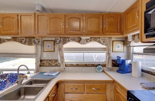 Langston Apartment | 2 Mi to Lake Guntersville: Peaceful Camper Home