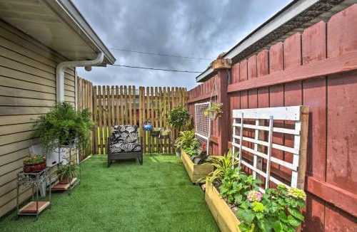 Westwego Apartment | 2 Mi to TPC Louisiana: Avondale Apt w/Patio