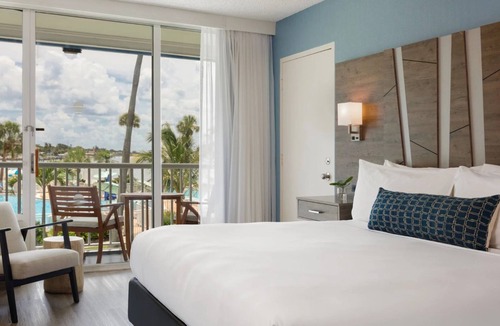 Pinellas Point Hotel | 2 Modern Retreat Near Maximo Park & Downtown Dining Scene | Fort De Soto Nearby