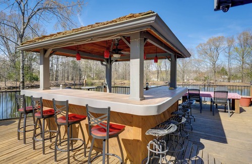Southaven House | 2 Private Pools! Stunning Southaven Group Getaway
