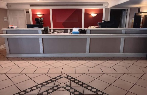 Texarkana House | 2 Queen Beds Non-Smoking
