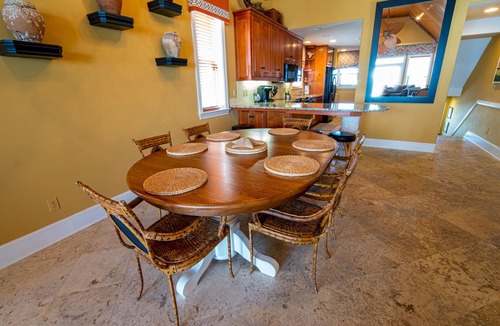 East End House | 20% OFF FALL! Pet Friendly, 3BR/3BA, Easy Walking Distance to Shops