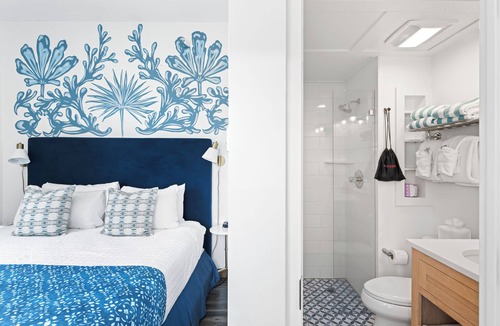 Rosemary Beach Hotel | 203 Rosemary Beach Inn - Includes Beach Chairs & Complimentary Breakfast + Access to 4 Pools