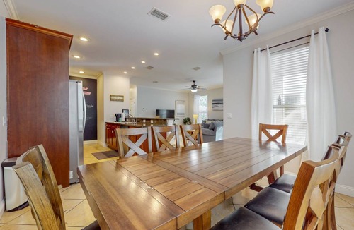 Villages of Crystal Beach House | 209 m² House ∙ 4 bedrooms ∙ 12 guests