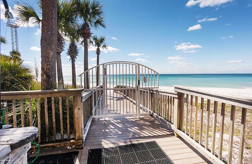 Gulf Lagoon Beach Condo | 216 m² Condo ∙ 3 bedrooms ∙ 8 guests