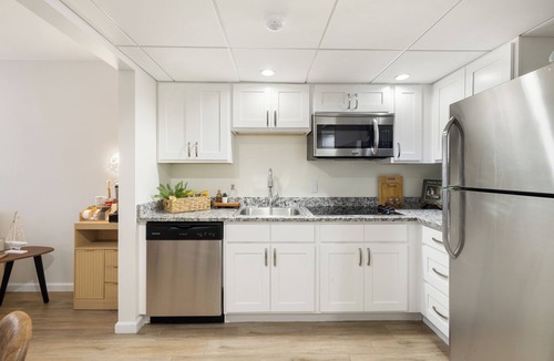Fort Myers River District Condo | 21st Floor Luxury Waterfront & Sunset Stay