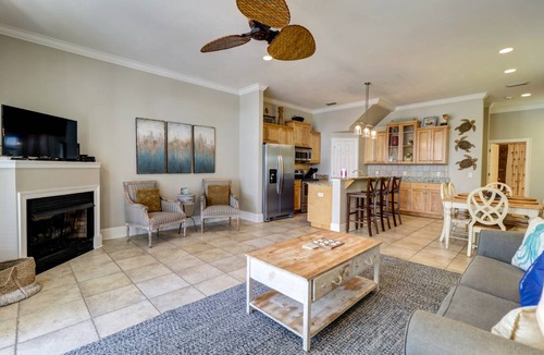 Gulf Lagoon Beach House | 221 m² House ∙ 4 bedrooms ∙ 12 guests