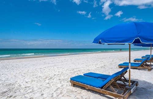 Crystal Beach House | 223 m² House ∙ 5 bedrooms ∙ 14 guests