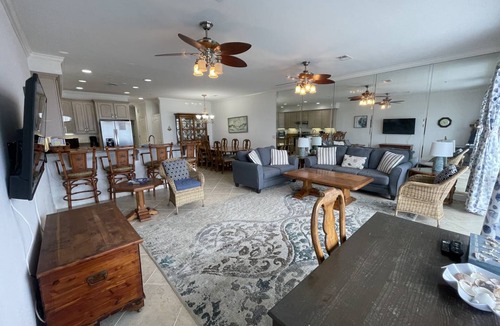 White Sands House | 230 m² House ∙ 4 bedrooms ∙ 10 guests