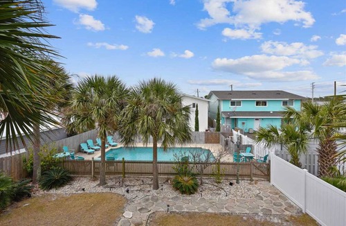 Silver Sands Beach House | 231 m² House ∙ 4 bedrooms ∙ 13 guests