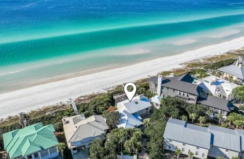 Seacrest House | 239 Pelican Circle