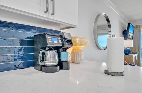 Crystal Beach Condo | 25 | Free Beach Service! Scenic 98!