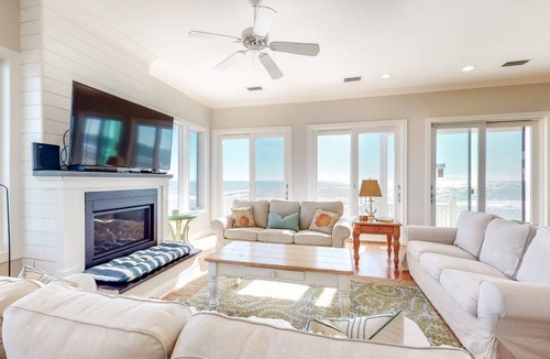 Plantation House | 250 m² House ∙ 4 bedrooms ∙ 12 guests