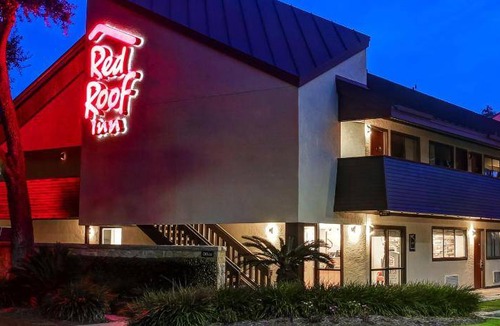 Ferry Pass Hotel | 26 m² Hotel ∙ 4 guests