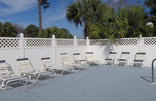 Panama City Beach Hotel | 26 m² Motel ∙ 127 guests