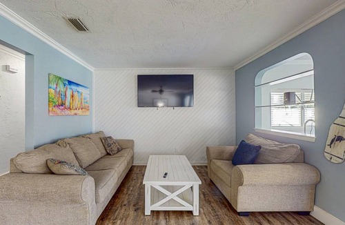 Upper Grand Lagoon House | 271 m² House ∙ 3 bedrooms ∙ 10 guests