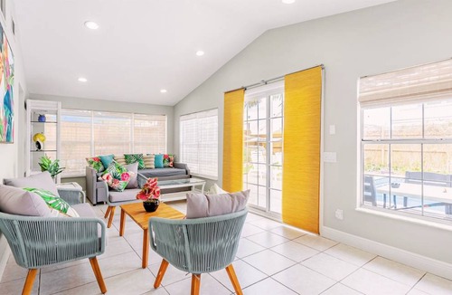 El Centro Beach House | 279 m² House ∙ 5 bedrooms ∙ 24 guests