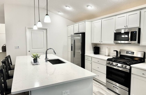 Sumter County House | 3/3 w/4-Seater Golf Cart in Moultrie Creek, The Villages!