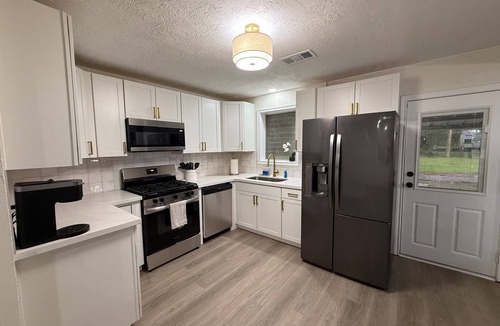 Voth House | 3-bedroom 2-bath home in Beaumont