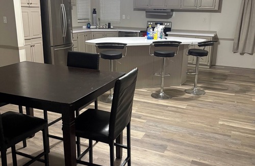 Richwood House | 3-bedroom 2 full bath mobile home in nice quiet area 7 beds available