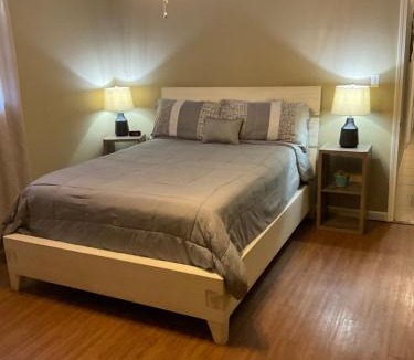 Kenner - Louis Armstrong International Airport House | 3 bedroom Cozy vacation rental near airport