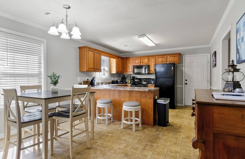 Northport House | 3-bedroom house in lovely Northport. Located near River Run Park and UA Campus.