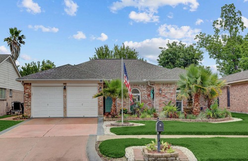 Clear Lake City House | 3-bedroom house in South Houston area with private pool
