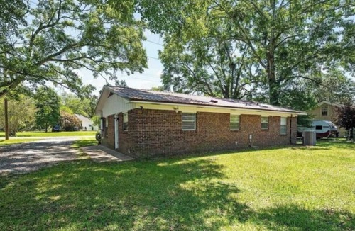 Bay Minette House | 3-bedroom house in pleasant Bay Minette 10minutes from Interstate