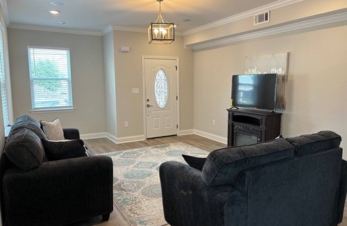 Seventh Ward House | 3-bedroom house in marvelous New Orleans with WiFi, AC