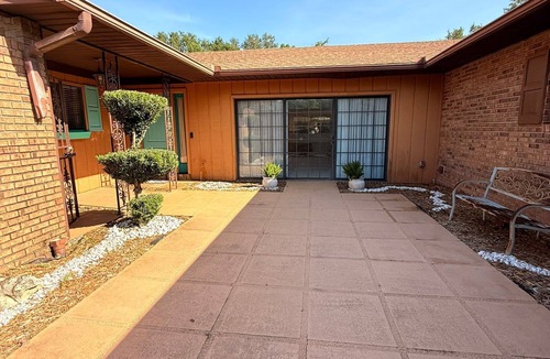 Fruitland Park House | 3-bedroom house in charming Fruitland Park with WiFi, AC. Start relaxing